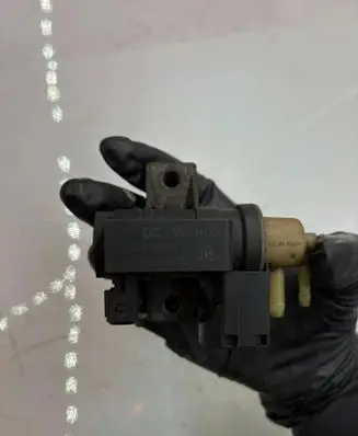 Renault Master III Turbo solenoid valve 8200790180