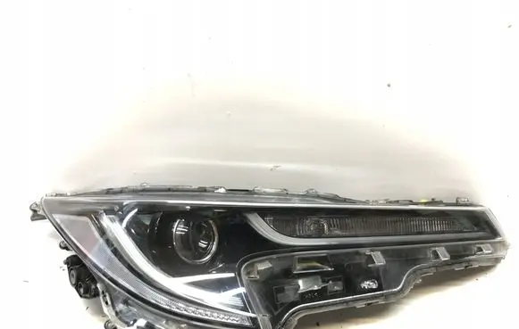 Toyota Corolla E210 E21 Headlight/headlamp 02S70