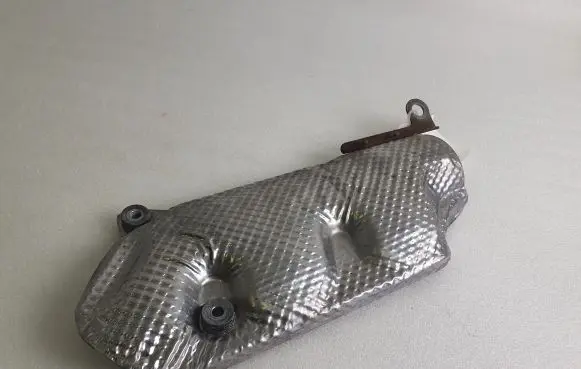 Exhaust heat shield