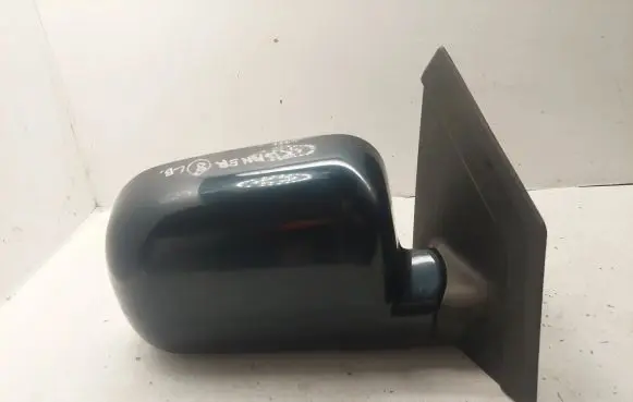 Mitsubishi Space Runner Front door electric wing mirror 012114