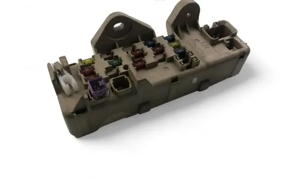 Mazda 323 F Fuse box set