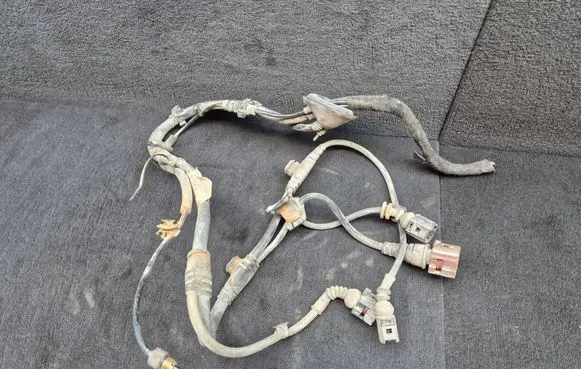 Audi A6 S6 C6 4F Rear ABS sensor wiring 4F0972253AF 4F0972253R