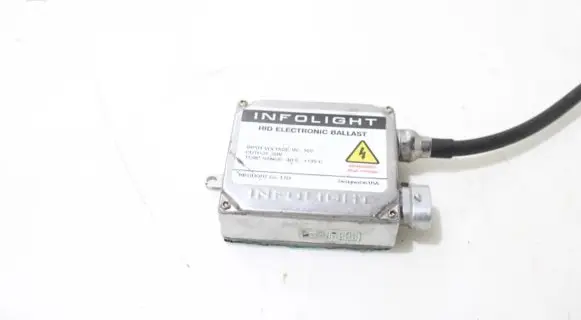 Mazda CX-7 Voltage converter/converter module 