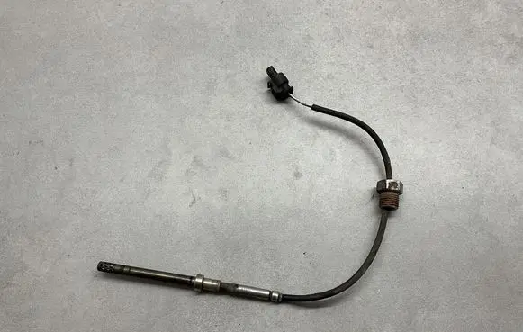 Mercedes-Benz C W204 Exhaust gas temperature sensor A0051534028