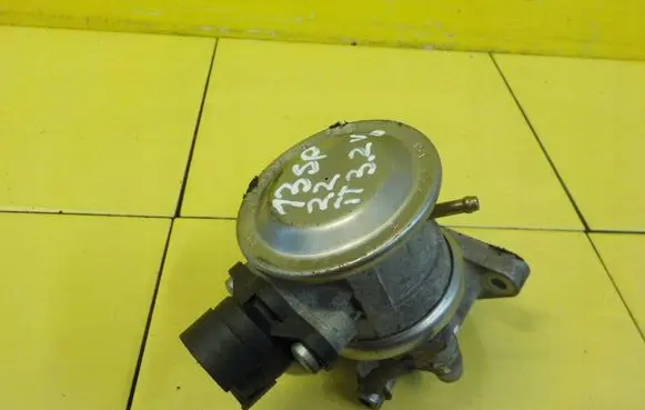 Audi TT Mk1 EGR thermostat 022131101E