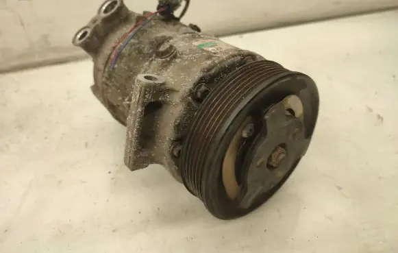Opel Insignia A Air conditioning (A/C) compressor (pump) P13232307