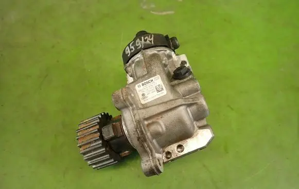Seat Ateca Fuel injection high pressure pump