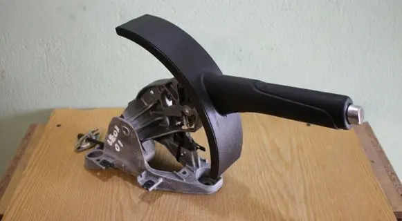 Seat Leon (1P) Handbrake/parking brake lever assembly 8J0711303A 1K0711303H