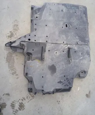 Toyota Prius+ (ZVW40) Rear bumper underbody cover/under tray 