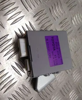 Lexus RX 330 - 350 - 400H Window wiper relay 8594048020