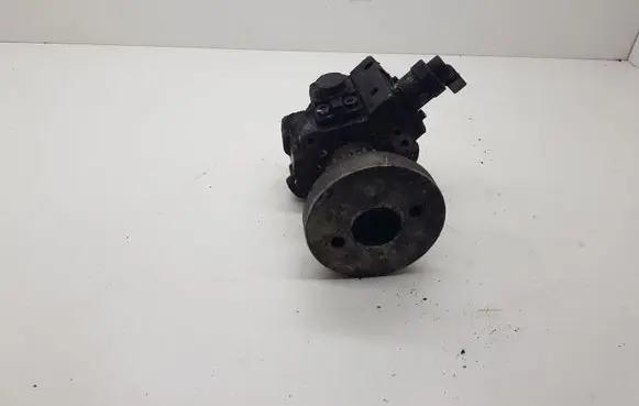 Audi A6 S6 C6 4F Fuel injection high pressure pump 059130755S