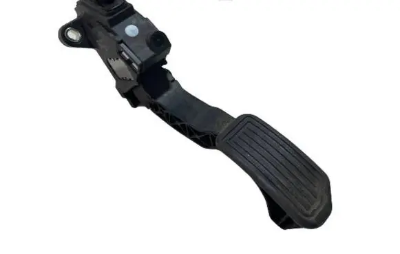 Toyota Auris E180 Accelerator throttle pedal 7811002120