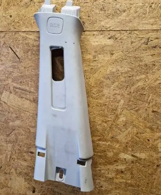 Subaru XV (B) pillar trim (top) 94012FJ010