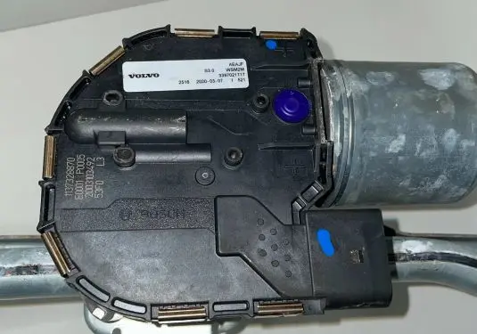 Volvo S90, V90 Front wiper linkage and motor 31385115 3397021717 20200307