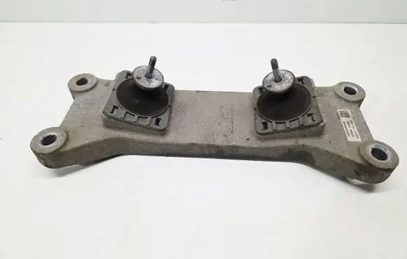 Alfa Romeo Giulia Gearbox mounting bracket 50548492