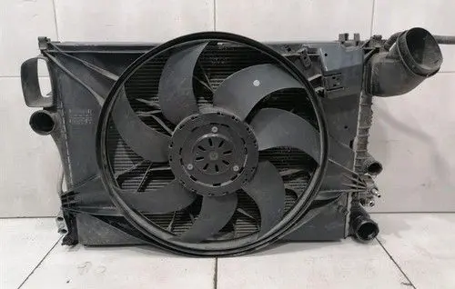 Mercedes-Benz S W221 Coolant radiator A2215003203