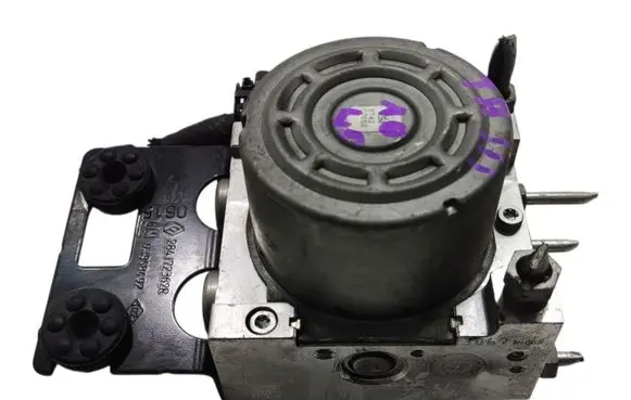 Opel Vivaro ABS Pump 476607609R