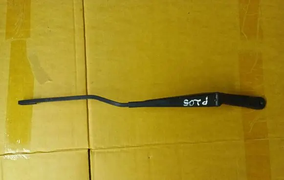 Peugeot 206 Front wiper blade arm