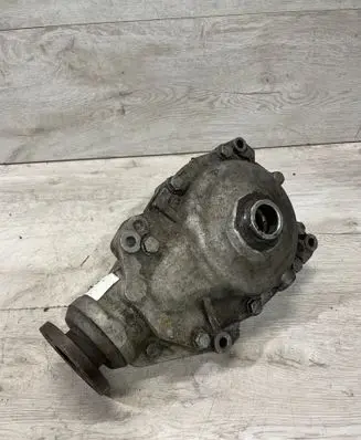 BMW X1 E84 Front differential 7583773 7533433 31517533433