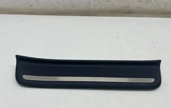 KIA EV6 Rear sill trim cover 85887CV500