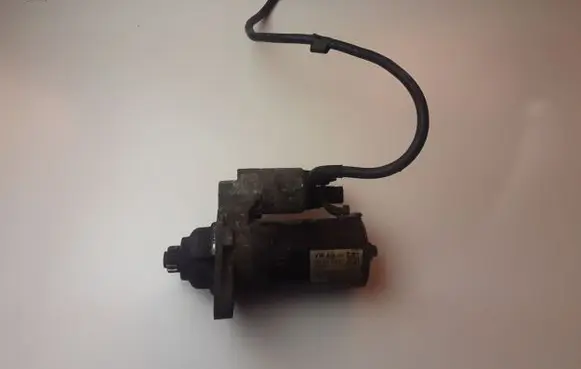 Volkswagen Polo V 6R Starter motor 02Z911023N