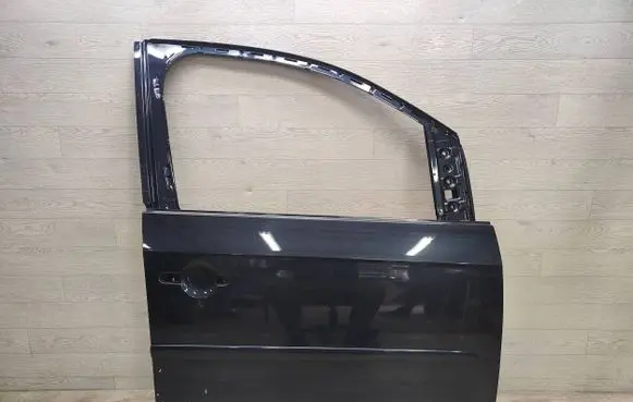 Volkswagen Caddy Front door 2K5831312