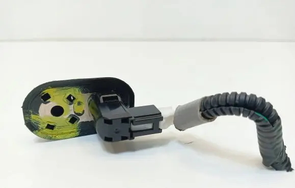 Honda CR-V Front door sensor 
