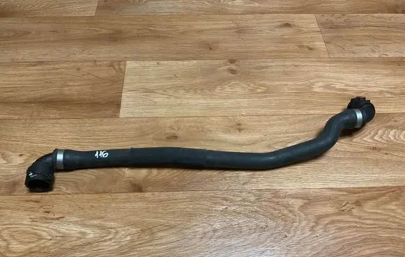 BMW 5 E60 E61 Engine coolant pipe/hose 6985734