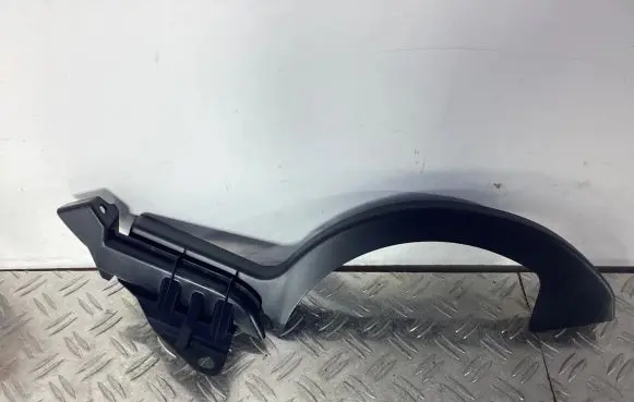 Lexus RC Tailgate/trunk/boot hinge 6457124041