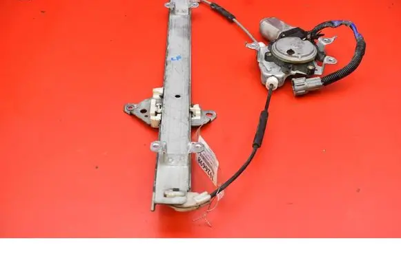 Nissan X-Trail T30 Front door window regulator with motor 80731-8H301