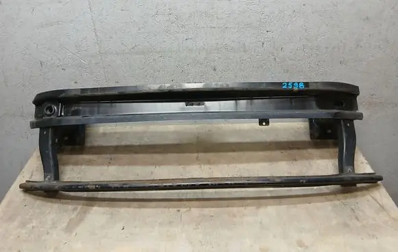 Volkswagen Golf VII Front bumper support beam 5G0807930