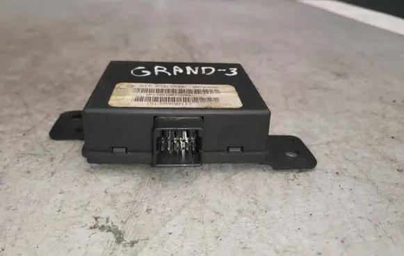 Jeep Cherokee III KJ Alarm control unit/module 56038728AI
