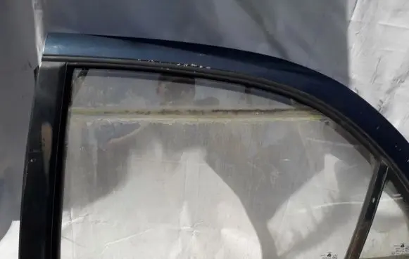 Hyundai Lantra II Rear door window glass