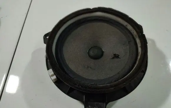 Toyota Auris 150 Front door speaker