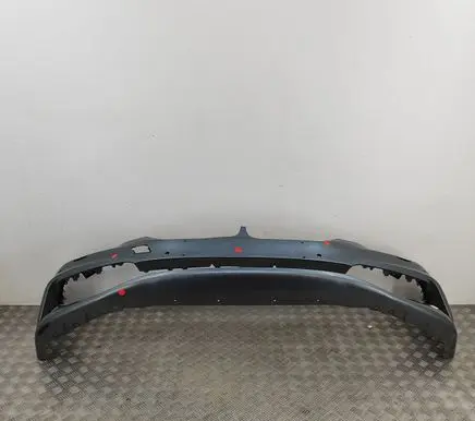BMW 5 G30 G31 Front bumper 7385336