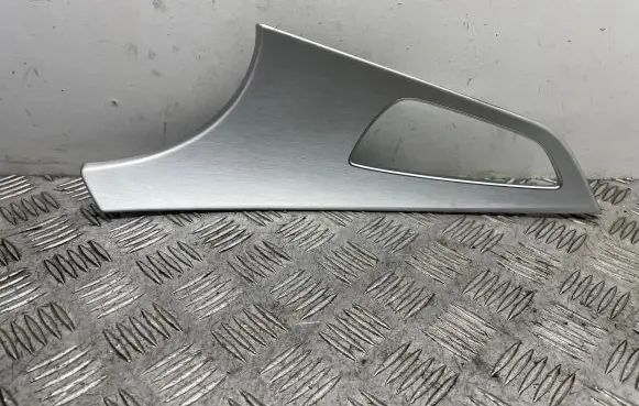 Audi A7 S7 4G Other front door trim element 4G8867409