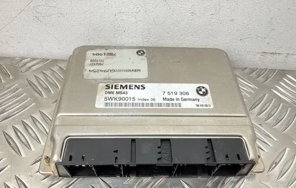 BMW 3 E46 Engine control unit/module DMEMS43 7519308 5WK90015