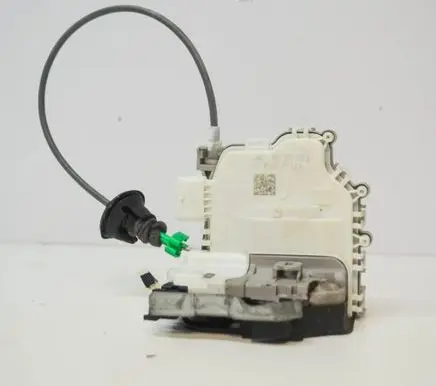 Audi A4 S4 B9 8W Coupe door lock (next to the handle) 8X2837015B