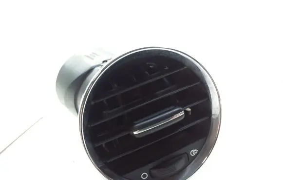 Peugeot 5008 Dashboard air vent grill cover trim 1005165 9655994177