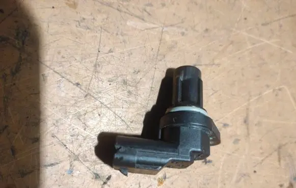 Hyundai i20 (PB PBT) Camshaft position sensor 393502B000 89218 9670930002