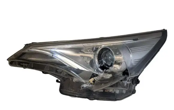 Toyota Avensis T270 Headlight/headlamp 8117005400