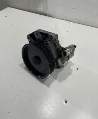 Mercedes-Benz E W212 Power steering pump 0064664401 LH2115842