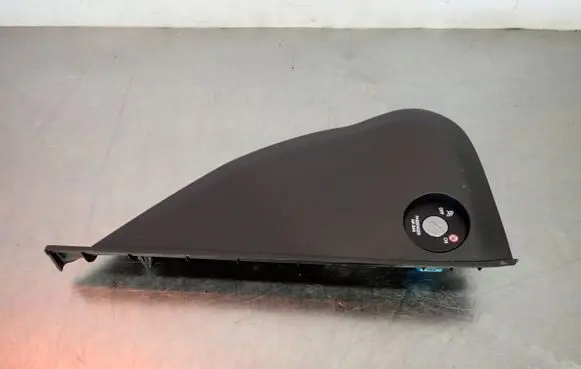 Hyundai i30 Passenger airbag on/off switch 