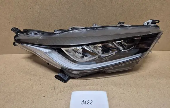 Toyota Yaris XP210 Headlight/headlamp K08