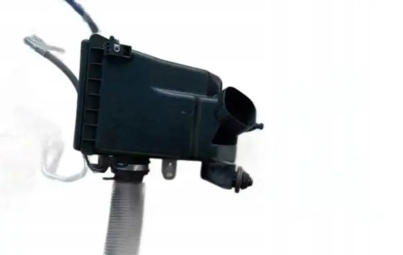 Active carbon filter fuel vapour canister