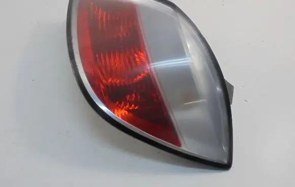 Opel Astra H Rear/tail lights 24451837