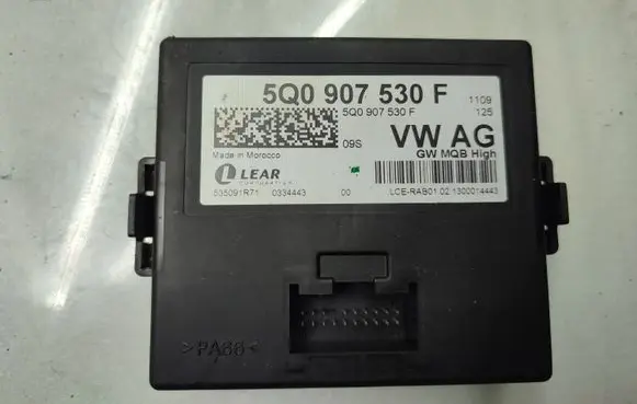 Volkswagen Golf VII Gateway control module 5Q0907530F