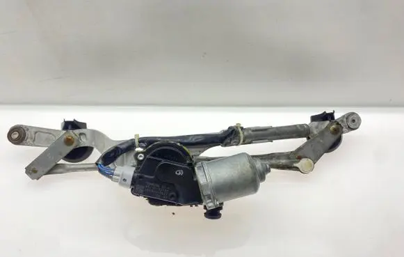 Toyota Auris 150 Front wiper linkage and motor 8511002190