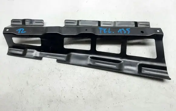 Skoda Octavia Mk2 (1Z) Fender mounting bracket 1Z0821162