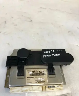 Porsche Panamera (970) Air suspension control unit module (rear) 97061815515